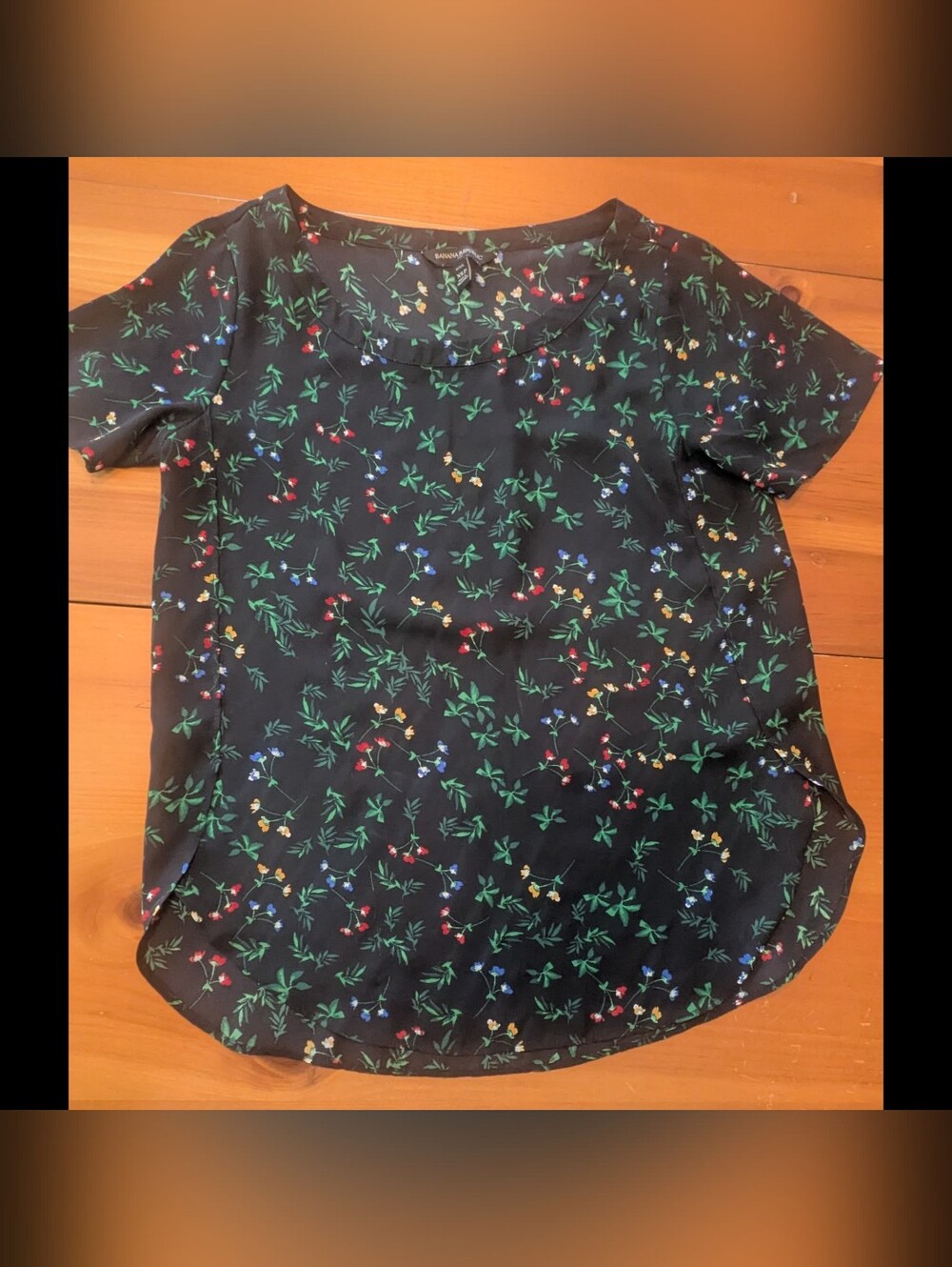 Banana Republic Lightweight Floral Short Sleeve Blouse Petite XS